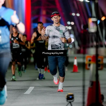 Runner Photo 6245923