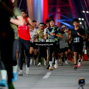 Runner Photo 6245925