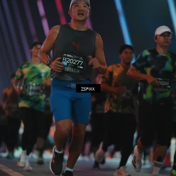Runner Photo 6245940