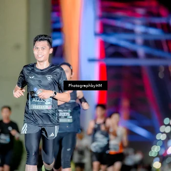 Runner Photo 6246015