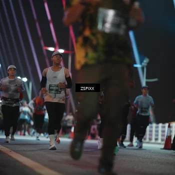 Runner Photo 6246092