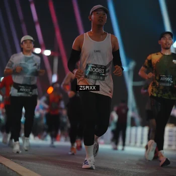Runner Photo 6246152