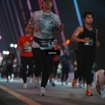 Runner Photo 6246156