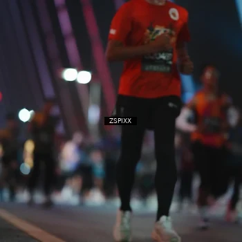 Runner Photo 6246244