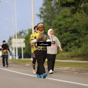 Runner Photo 6246247