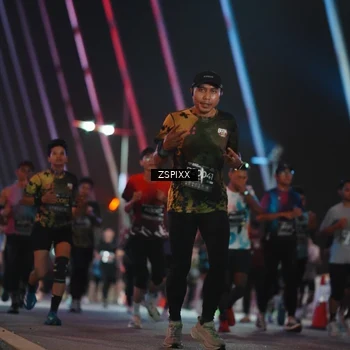 Runner Photo 6246255