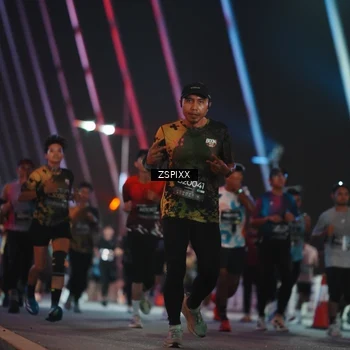 Runner Photo 6246261