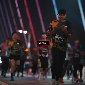 Runner Photo 6246281
