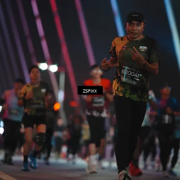 Runner Photo 6246312