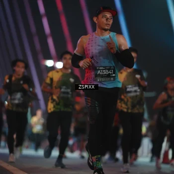 Runner Photo 6246376