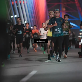 Runner Photo 6246385