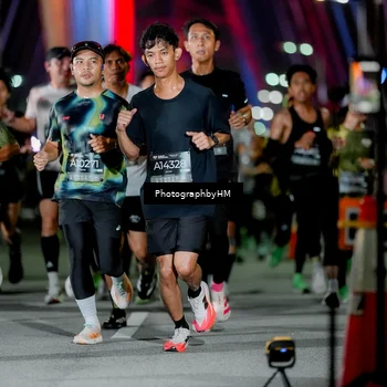 Runner Photo 6246388