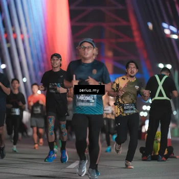 Runner Photo 6246395