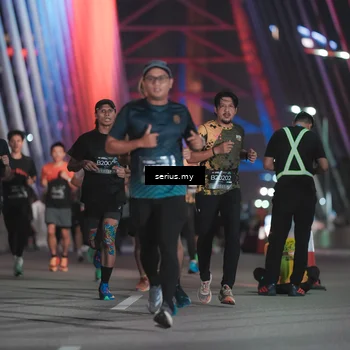 Runner Photo 6246423