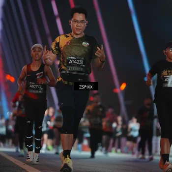 Runner Photo 6246487