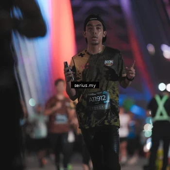 Runner Photo 6246495
