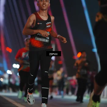 Runner Photo 6246533