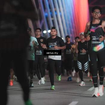 Runner Photo 6246538