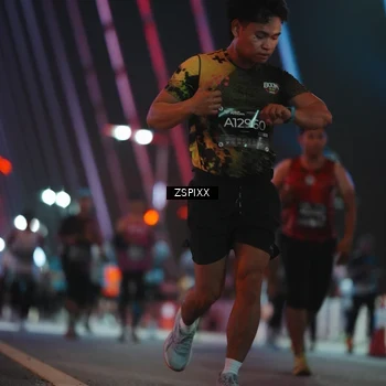 Runner Photo 6246643