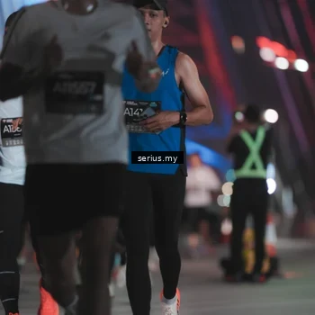 Runner Photo 6246648