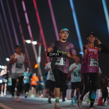 Runner Photo 6246677