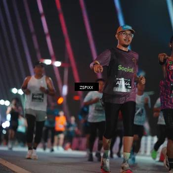 Runner Photo 6246703