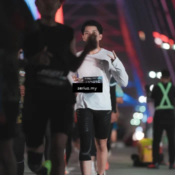 Runner Photo 6246713