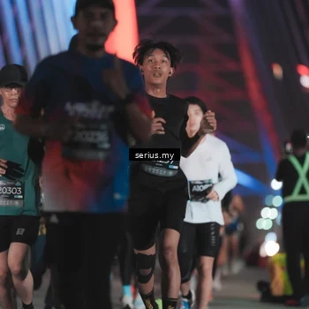 Runner Photo 6246716