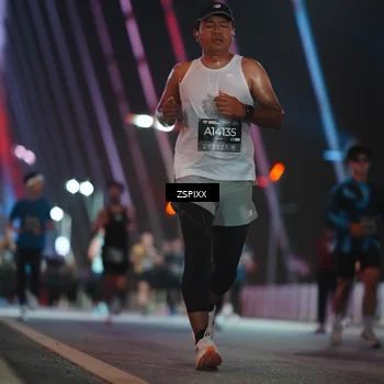 Runner Photo 6246771