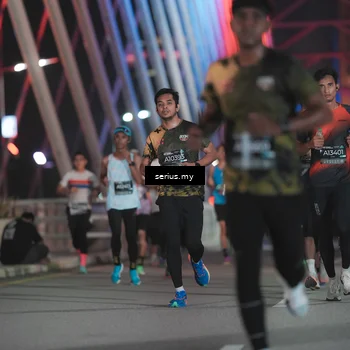 Runner Photo 6246863