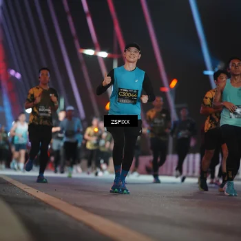 Runner Photo 6246877