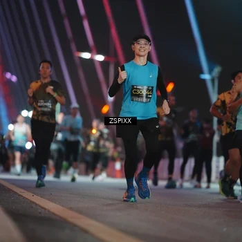 Runner Photo 6246896