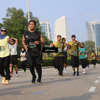 Runner Photo 6246905