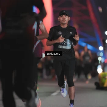Runner Photo 6246906