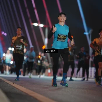 Runner Photo 6246907