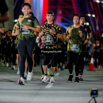 Runner Photo 6246924