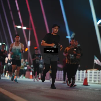 Runner Photo 6246940