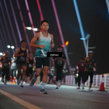 Runner Photo 6246991