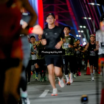 Runner Photo 6247018