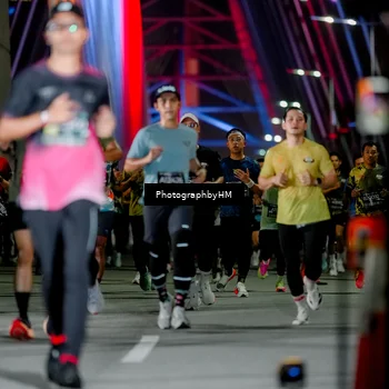 Runner Photo 6247025