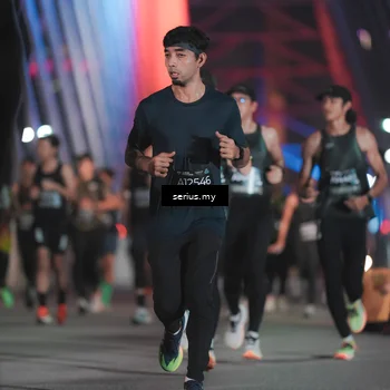 Runner Photo 6247034