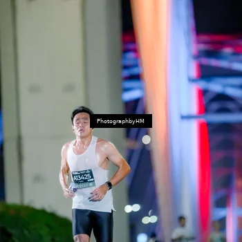 Runner Photo 6247043