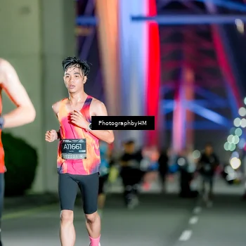 Runner Photo 6247044