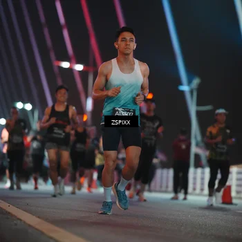 Runner Photo 6247068