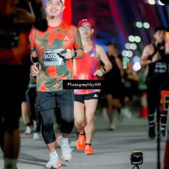 Runner Photo 6247071