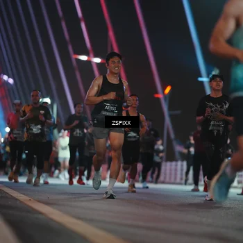 Runner Photo 6247079
