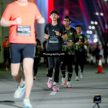 Runner Photo 6247083