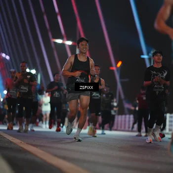 Runner Photo 6247091