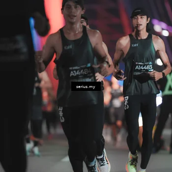 Runner Photo 6247095