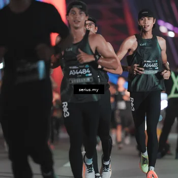 Runner Photo 6247100
